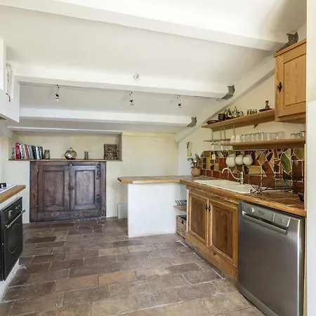 Domaine Sesquier Mas D'exception Acacia * Mèze